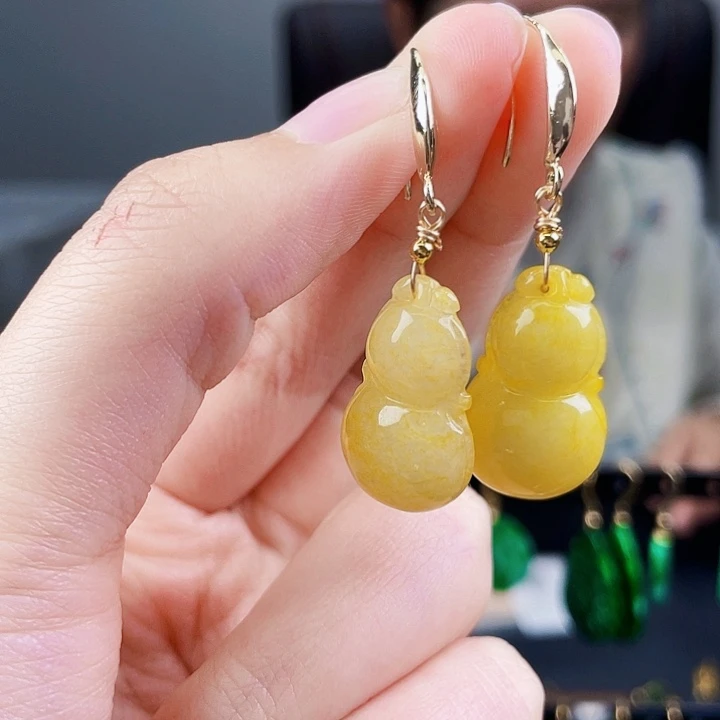 翡翠耳饰未镶嵌饰品