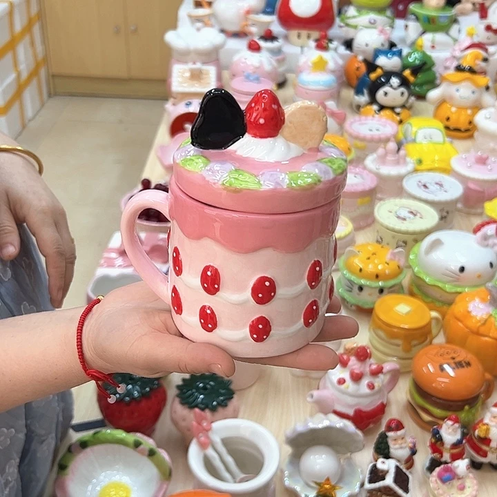 摆件陶瓷圈的设计师们都