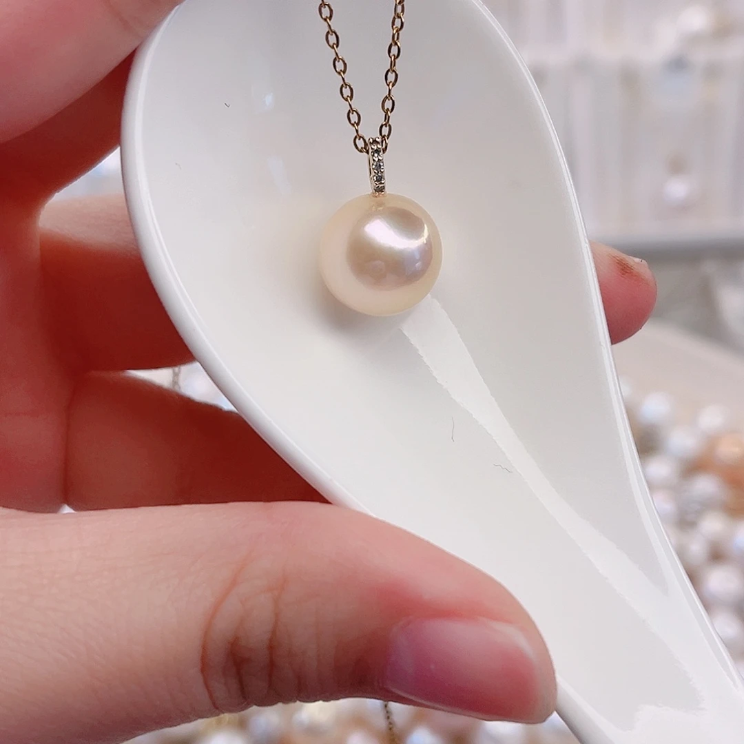 未镶嵌淡水珍珠吊坠(赠链)