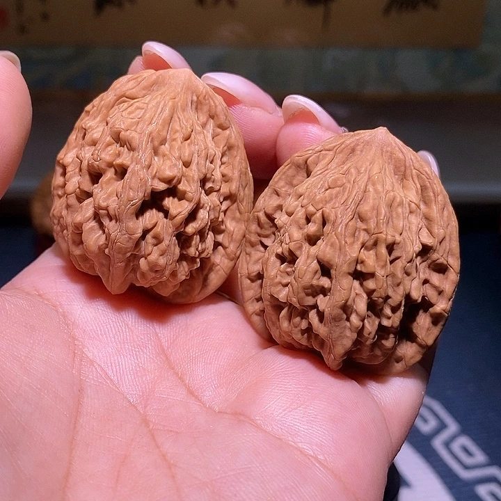 文玩核桃把件38虎头