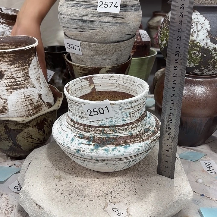 摆件高15，口12，无孔2501