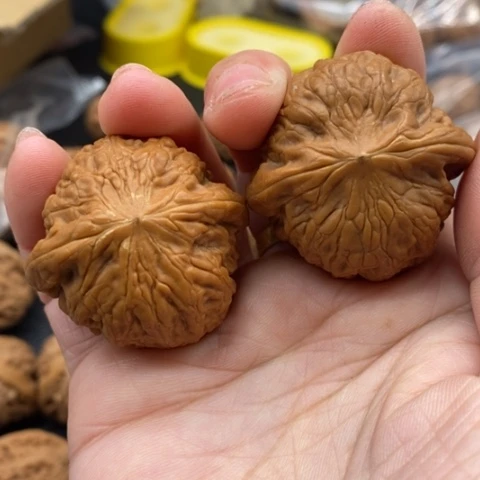 文玩核桃吊坠古*铁锤