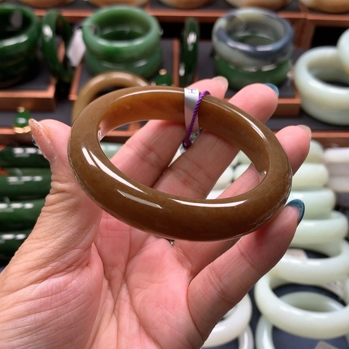 【闪购商品】未镶嵌手镯和田玉27
