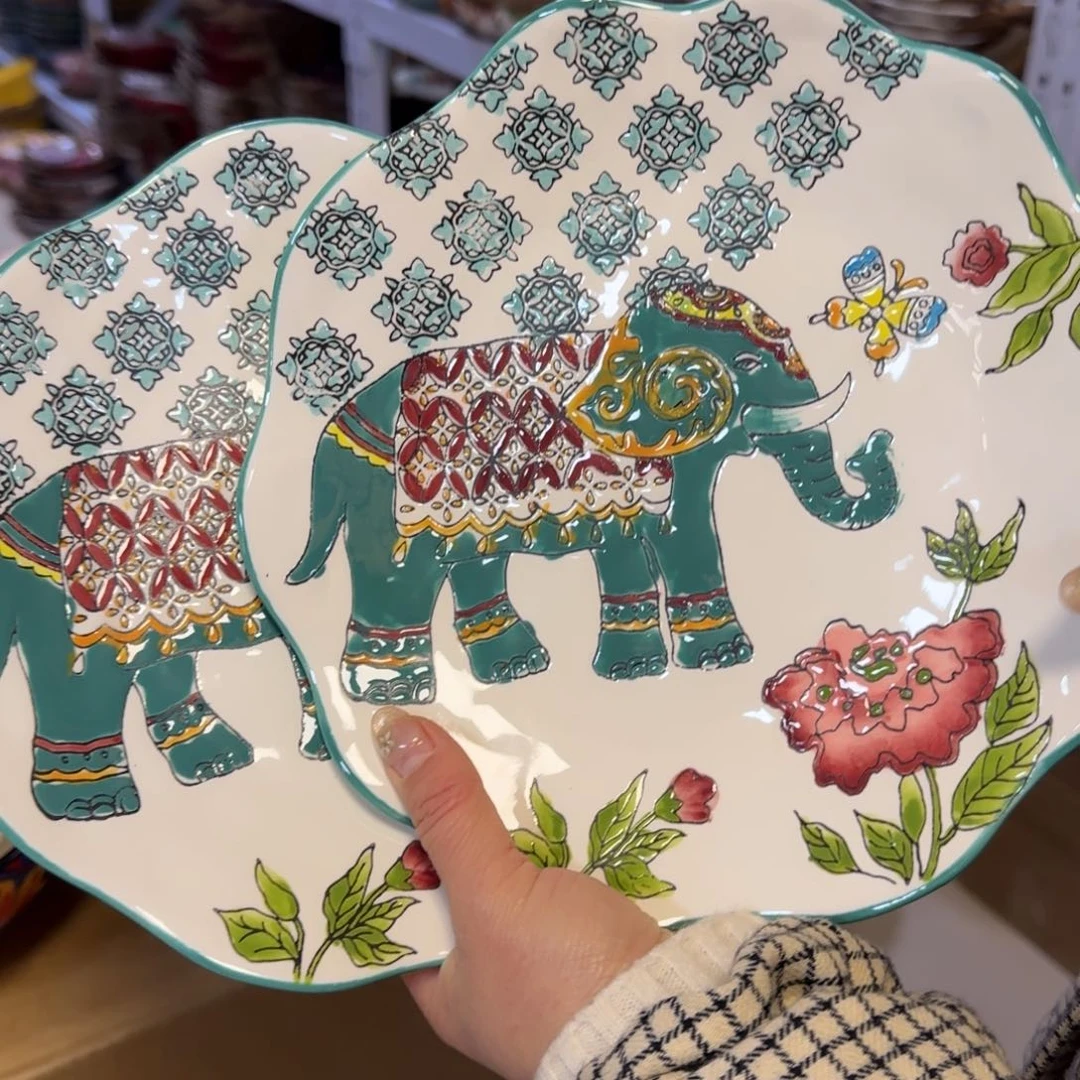 瓷片绿象浮雕8英寸浅盘2只
