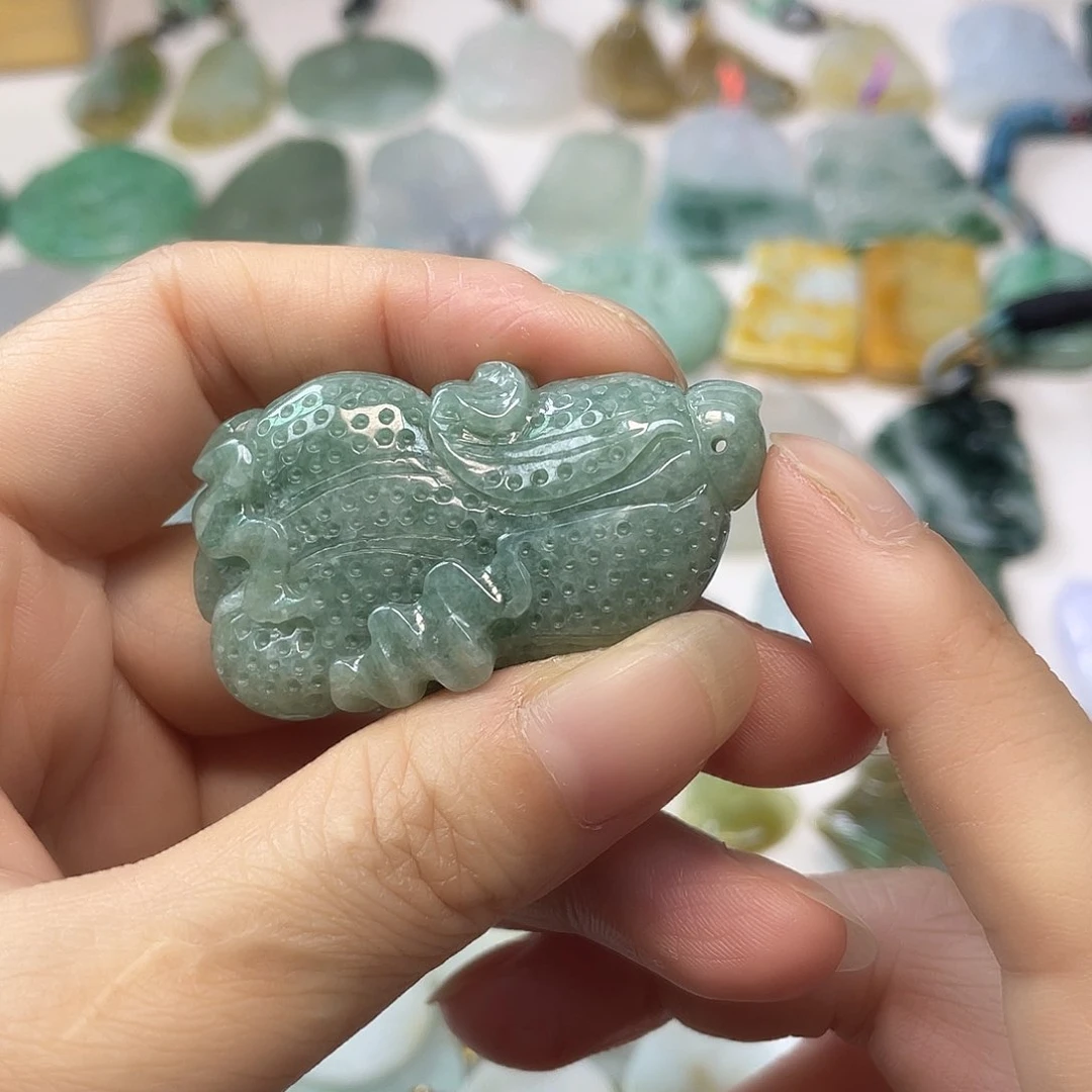 未镶嵌定制翡翠翡翠