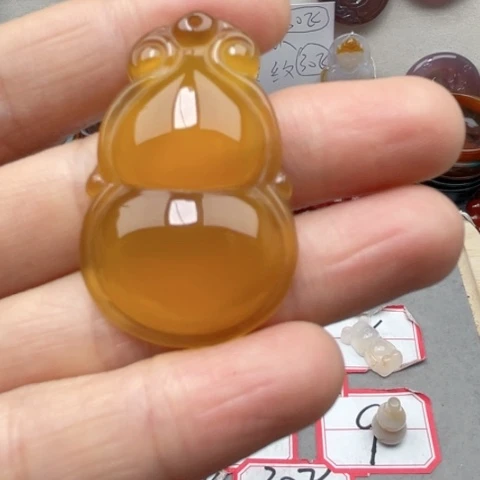 玛瑙/玉髓颈饰合金发****在