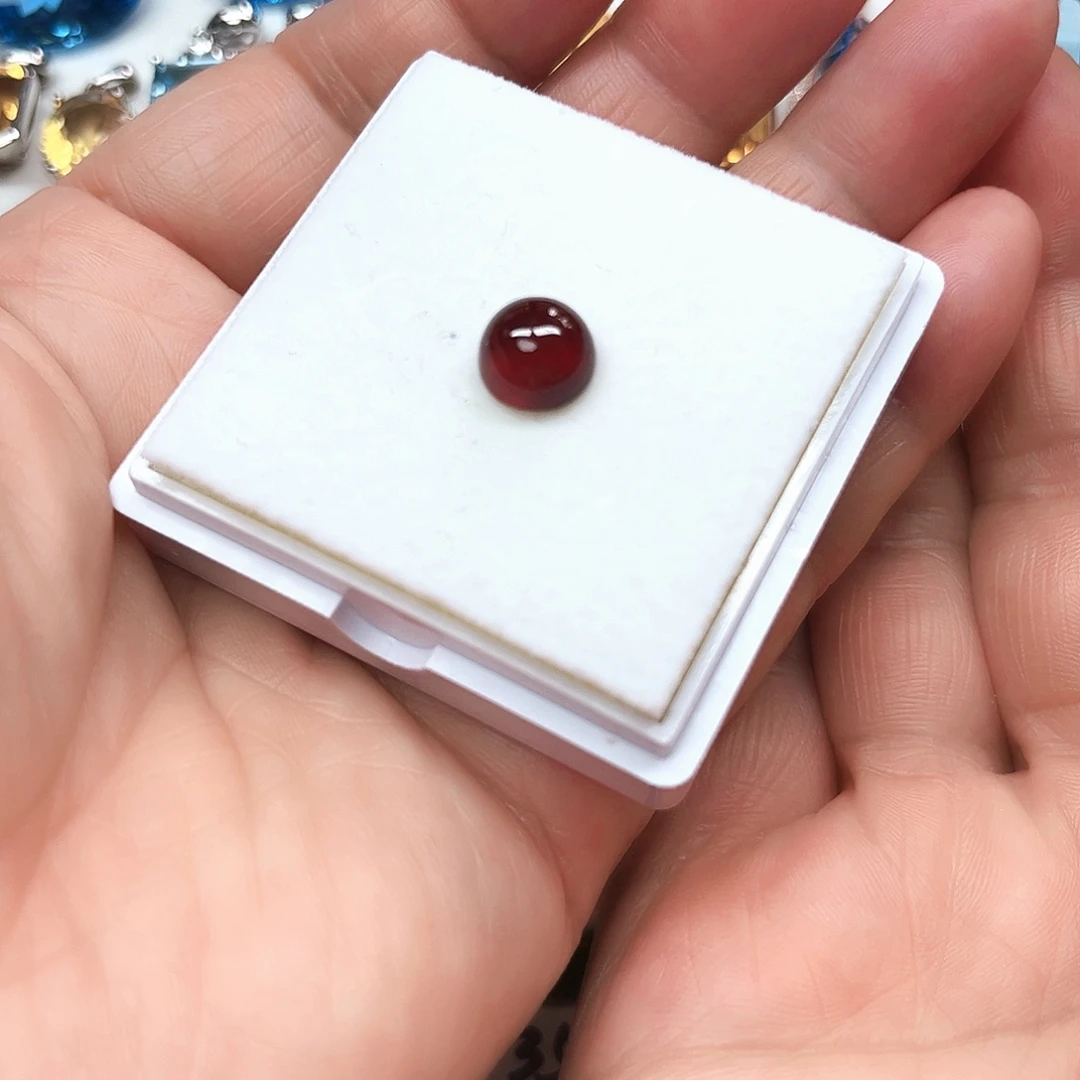 石榴石珠宝半成品未镶嵌正圆形卡8.8毫米适合做吊坠，戒指都可