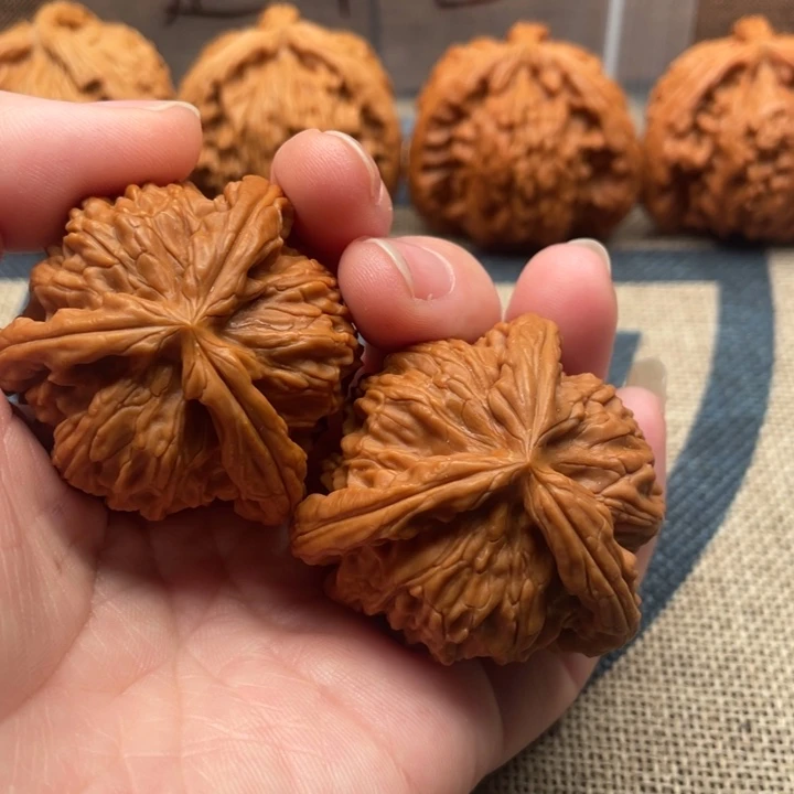 用***1核桃白狮子40核桃