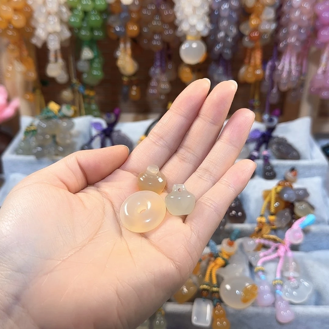 玛瑙/玉髓未镶嵌手机挂件周*周