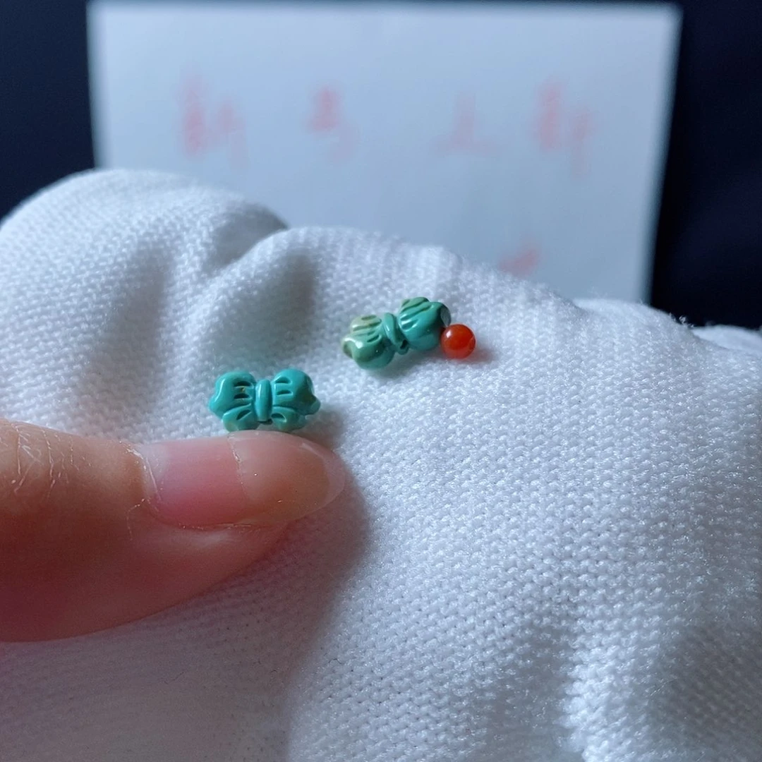 南红玛瑙颈饰未镶嵌