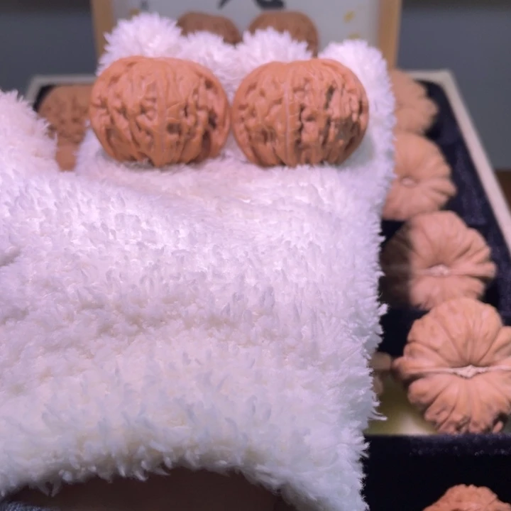 墨***瑟文玩核桃吊坠42磨盘