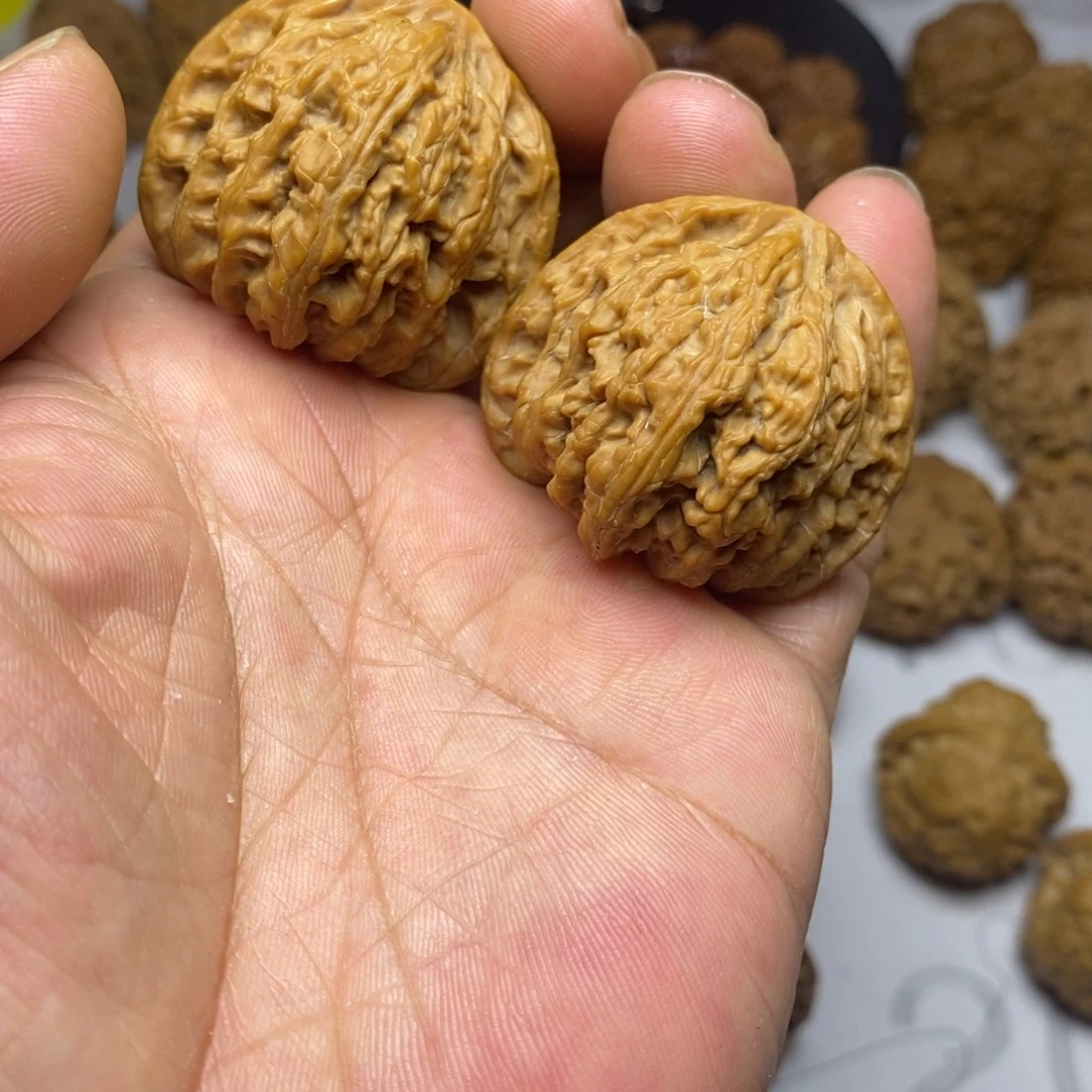 桃木核桃有尖维修密纹