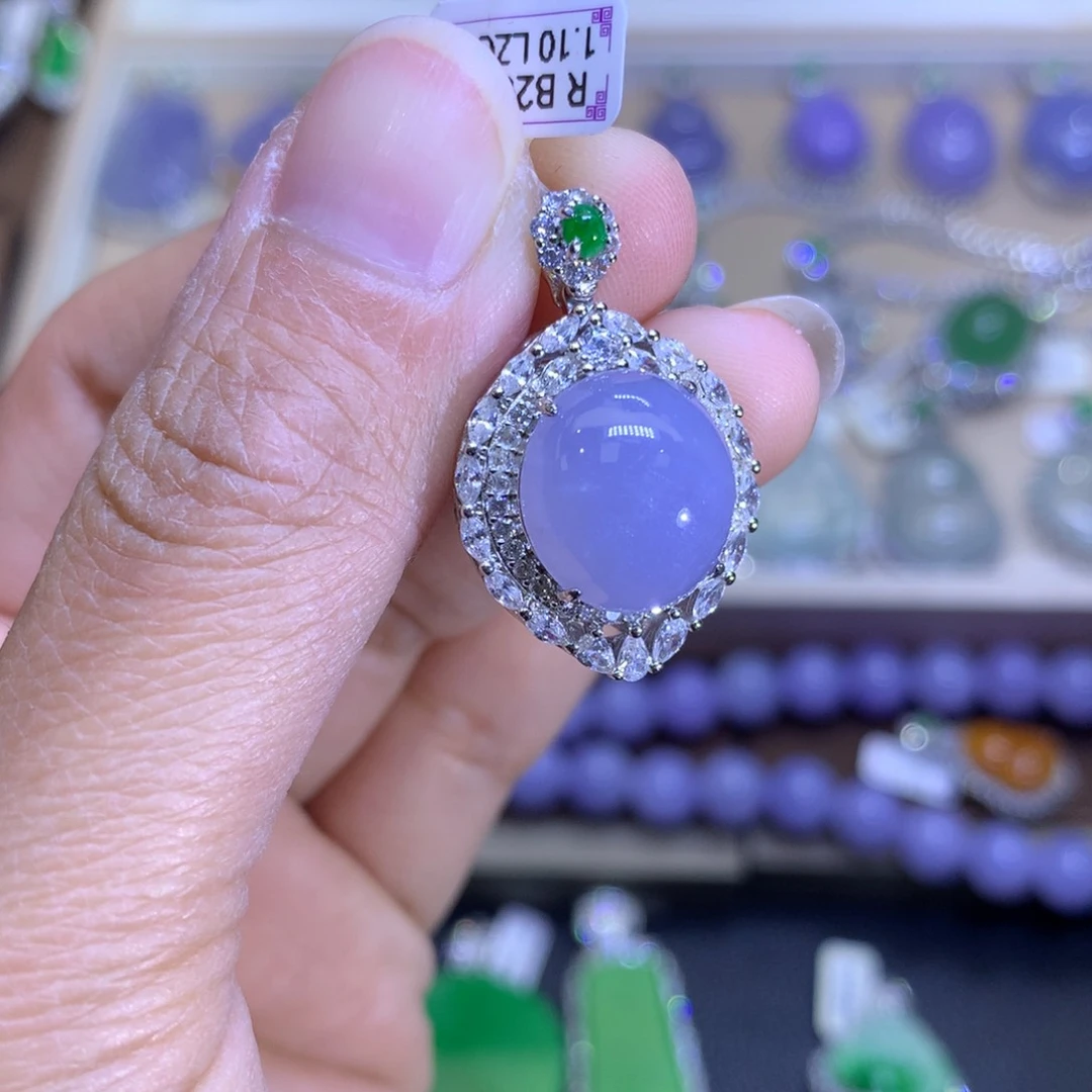 翡翠颈饰银S925镶嵌翡翠