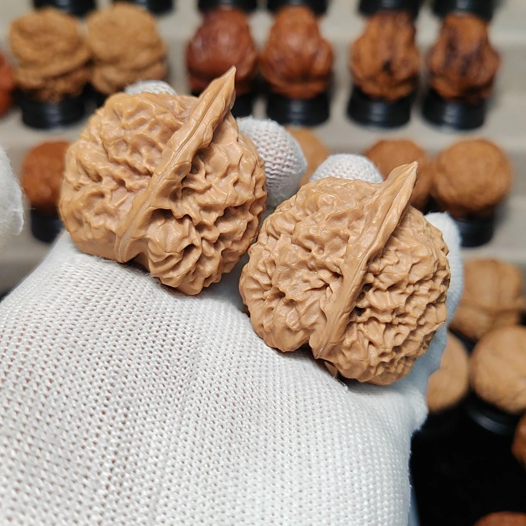 文玩核桃把件云铁大羊头40尺