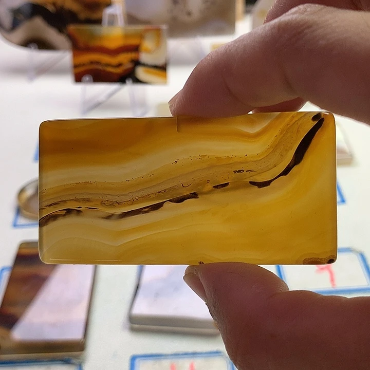 玛瑙/玉髓未镶嵌珠宝半成品