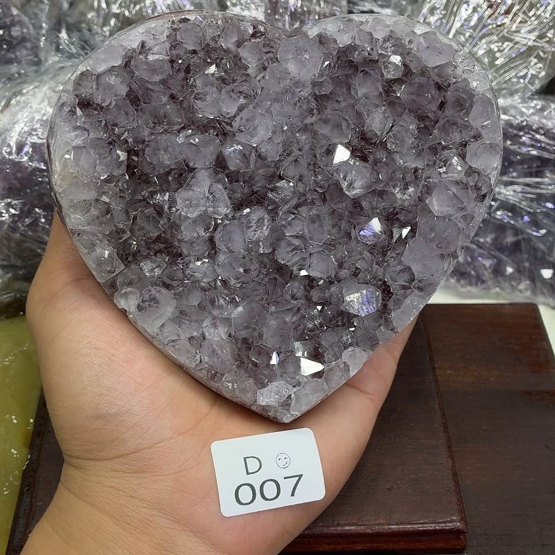 未镶嵌水晶大型摆件（非配饰）