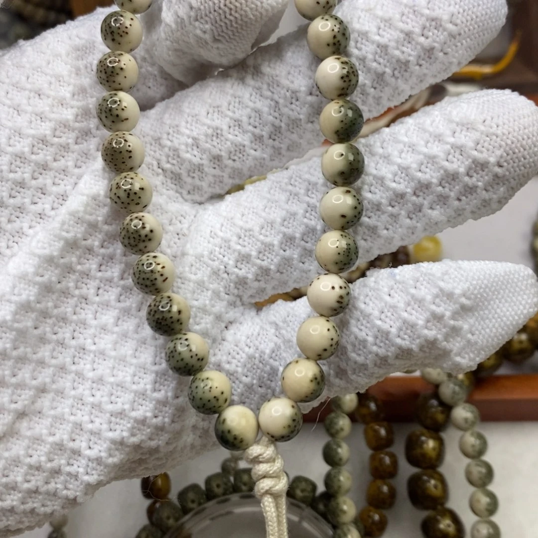 邻***婶吊坠星月菩提8圆龙蛋河豚