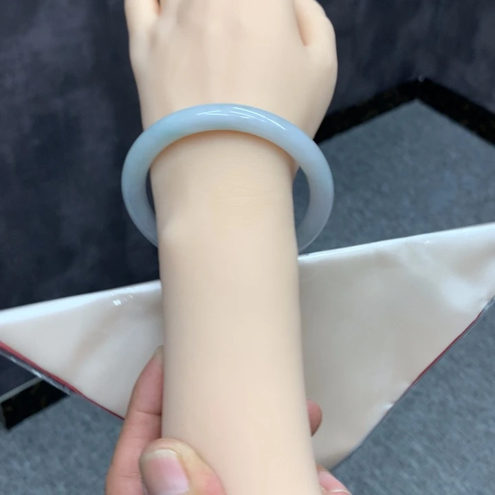 翡翠未镶嵌手镯未镶嵌手镯