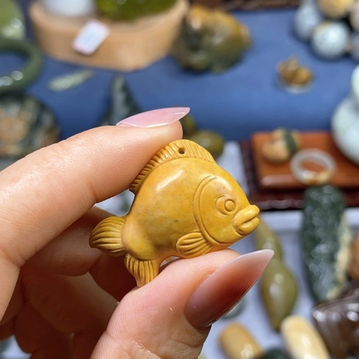 岫岩河磨玉（透闪石质玉）未镶嵌挂件