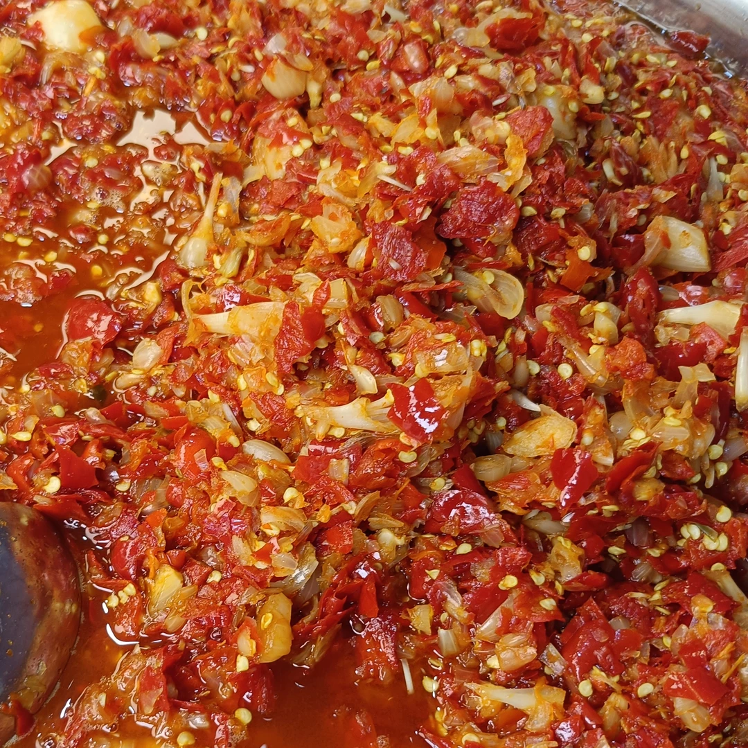 云南丘酸辣子碎藠头美味下饭菜剁碎凉拌正宗酸辣味
