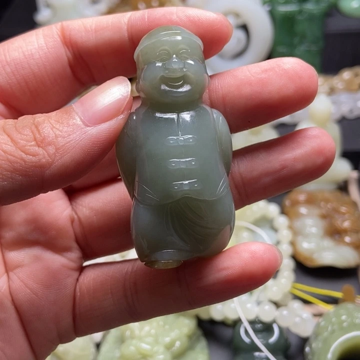 颈饰未镶嵌和田玉见**走