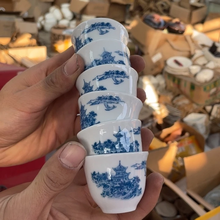 摆件陶瓷盘子碗砂锅都有