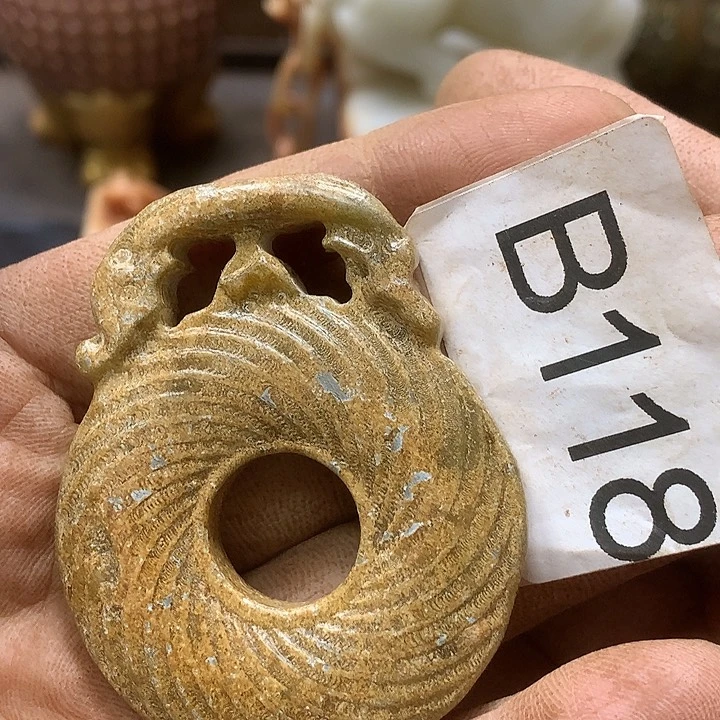 未镶嵌和田玉挂件