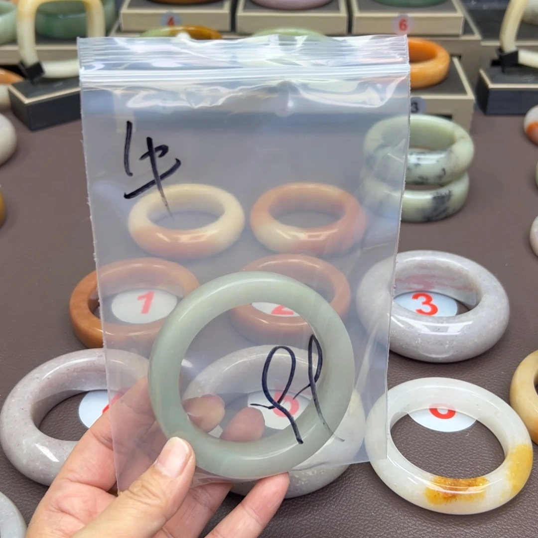 石英质玉手镯合金梦***牛