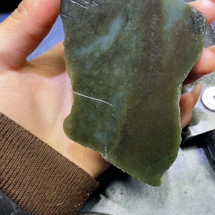 和田玉未镶嵌珠宝半成品