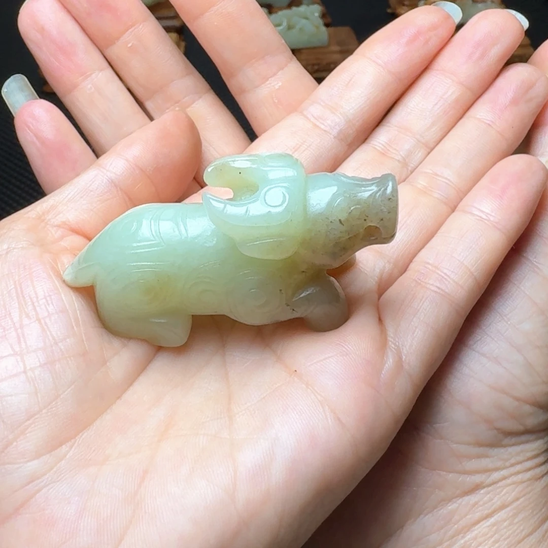 心***忍和田玉未镶嵌把件