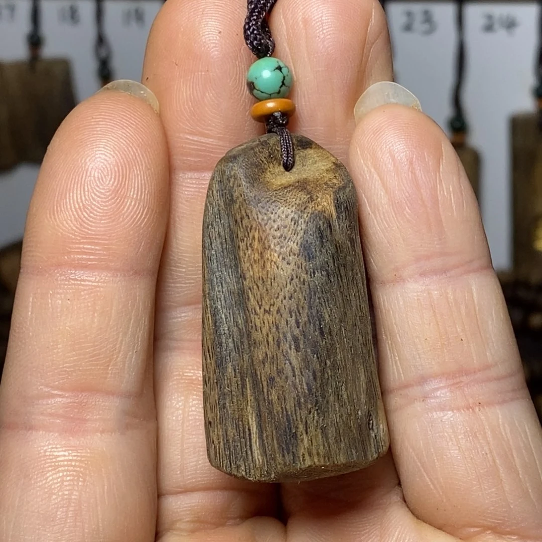 沉香沉香碎屑随形