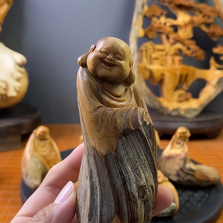 柏木（崖柏）弥勒摆件