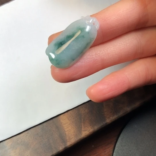 翡翠未镶嵌颈饰缅甸A货，每天下午1点半开播