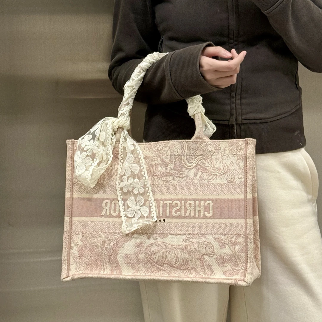 95新 DIOR/迪奥 dior樱花粉老花帆布托特包