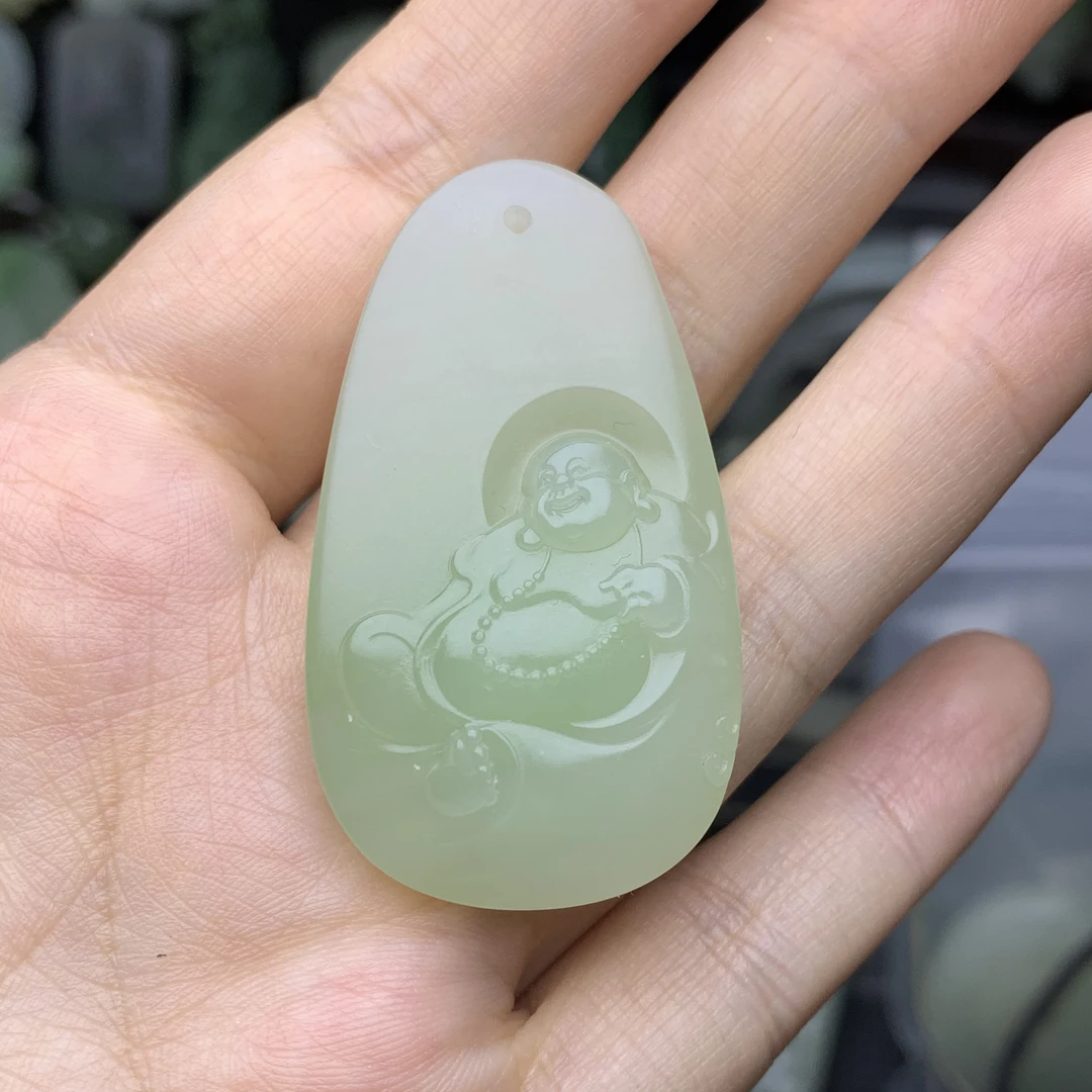 精品和田玉佛吊坠