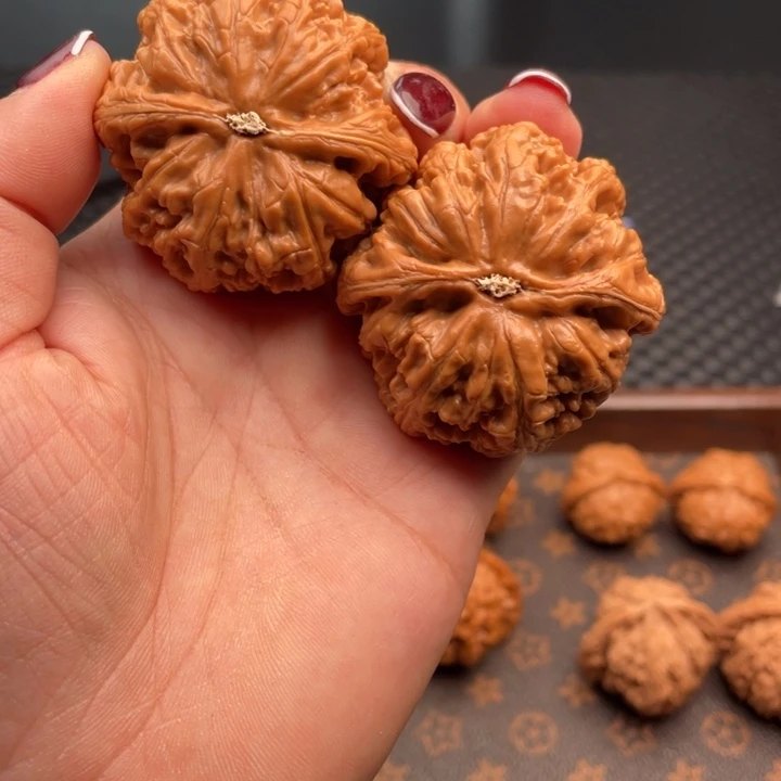 吊坠文玩核桃粗筋