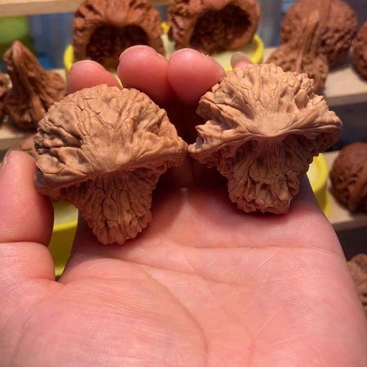 文玩核桃龙鼎核桃