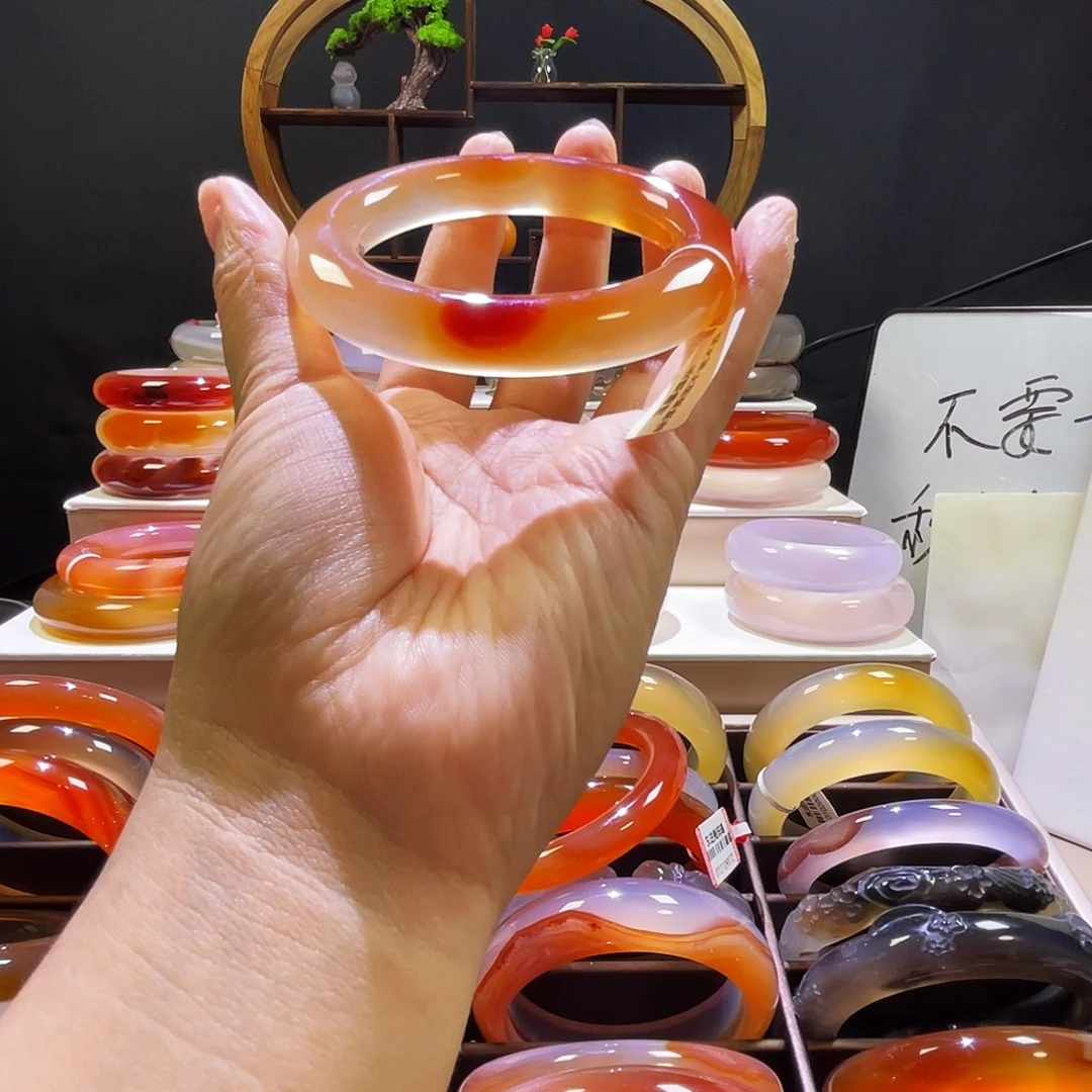 手镯玛瑙/玉髓未镶嵌