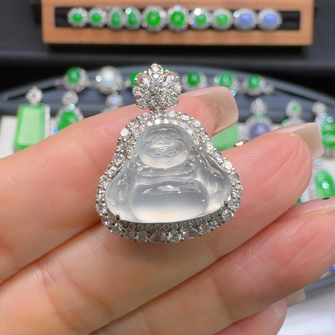 翡翠18K金镶嵌颈饰收到货48小时鉴赏期