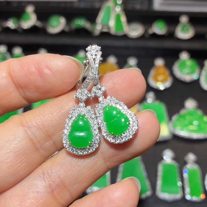 翡翠18K金镶嵌吊坠(不含链)翡翠