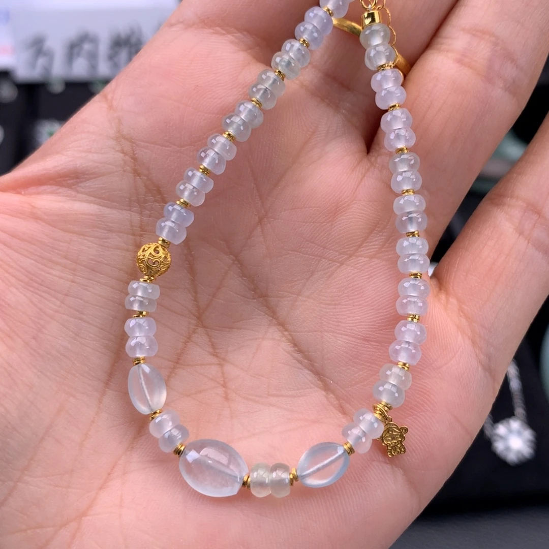 翡翠未镶嵌手链白冰手链（价7300）