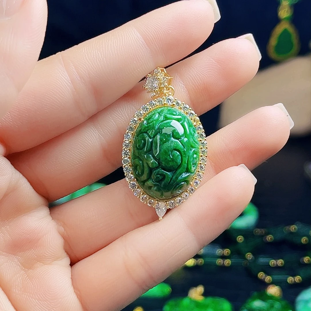 颈饰银S925镶嵌翡翠多样性