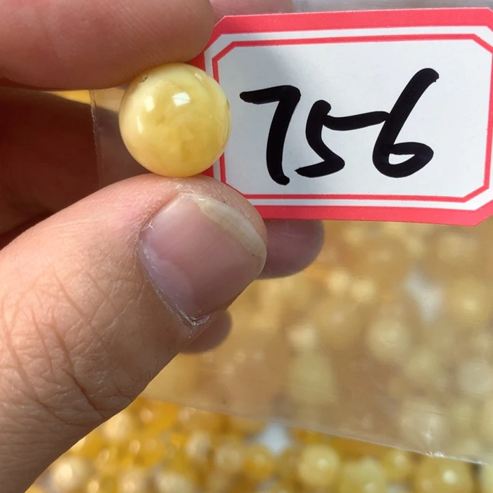 琥珀未镶嵌珠宝奇石瑕疵12.8