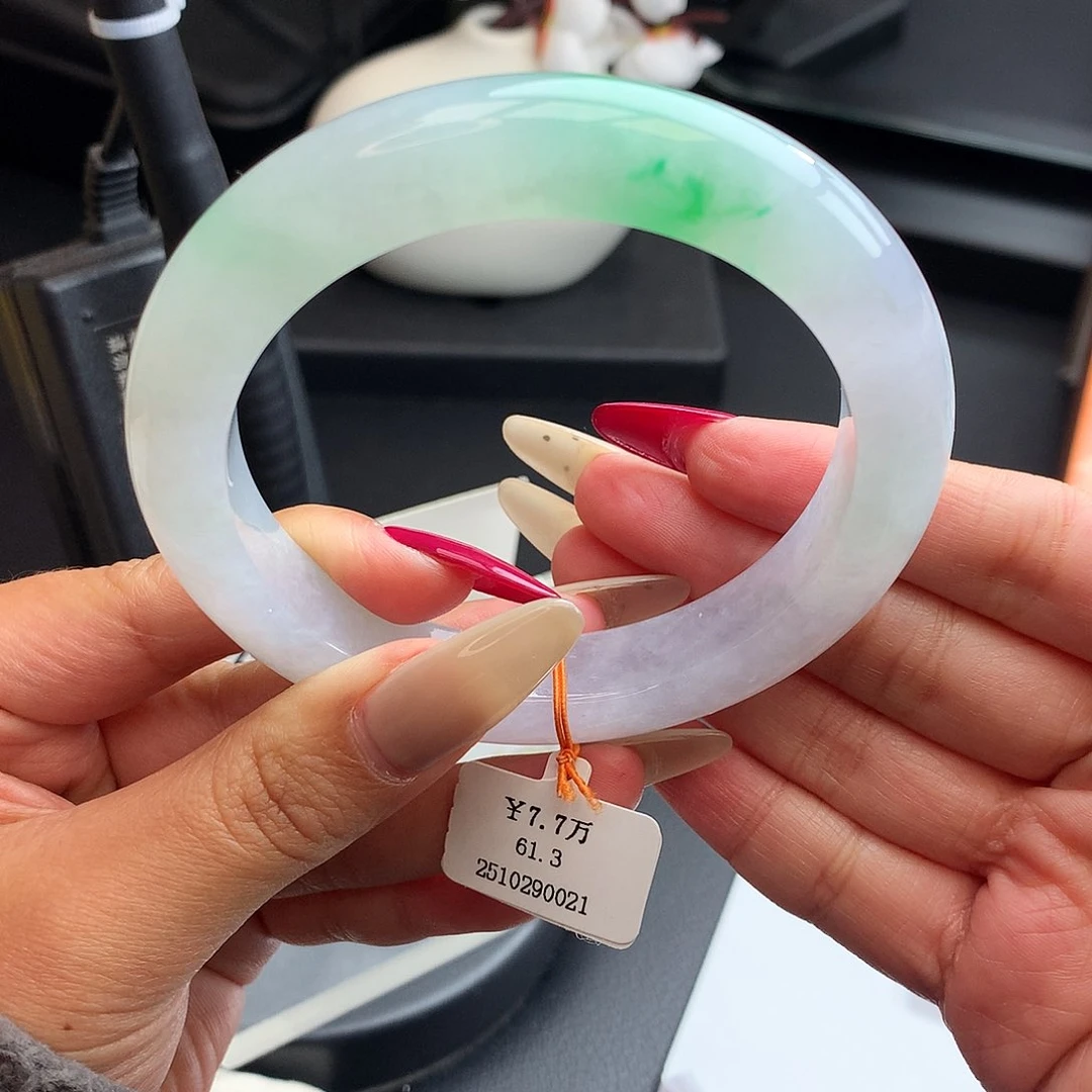 未镶嵌手镯翡翠61.3正圈淡春彩