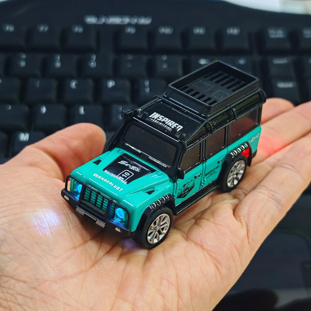 1:64合金迷你遥控车玩具男生礼物收藏桌面创意摆件