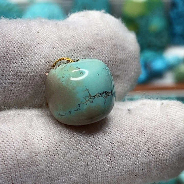 未镶嵌绿松石天然原矿 带武汉地大证书