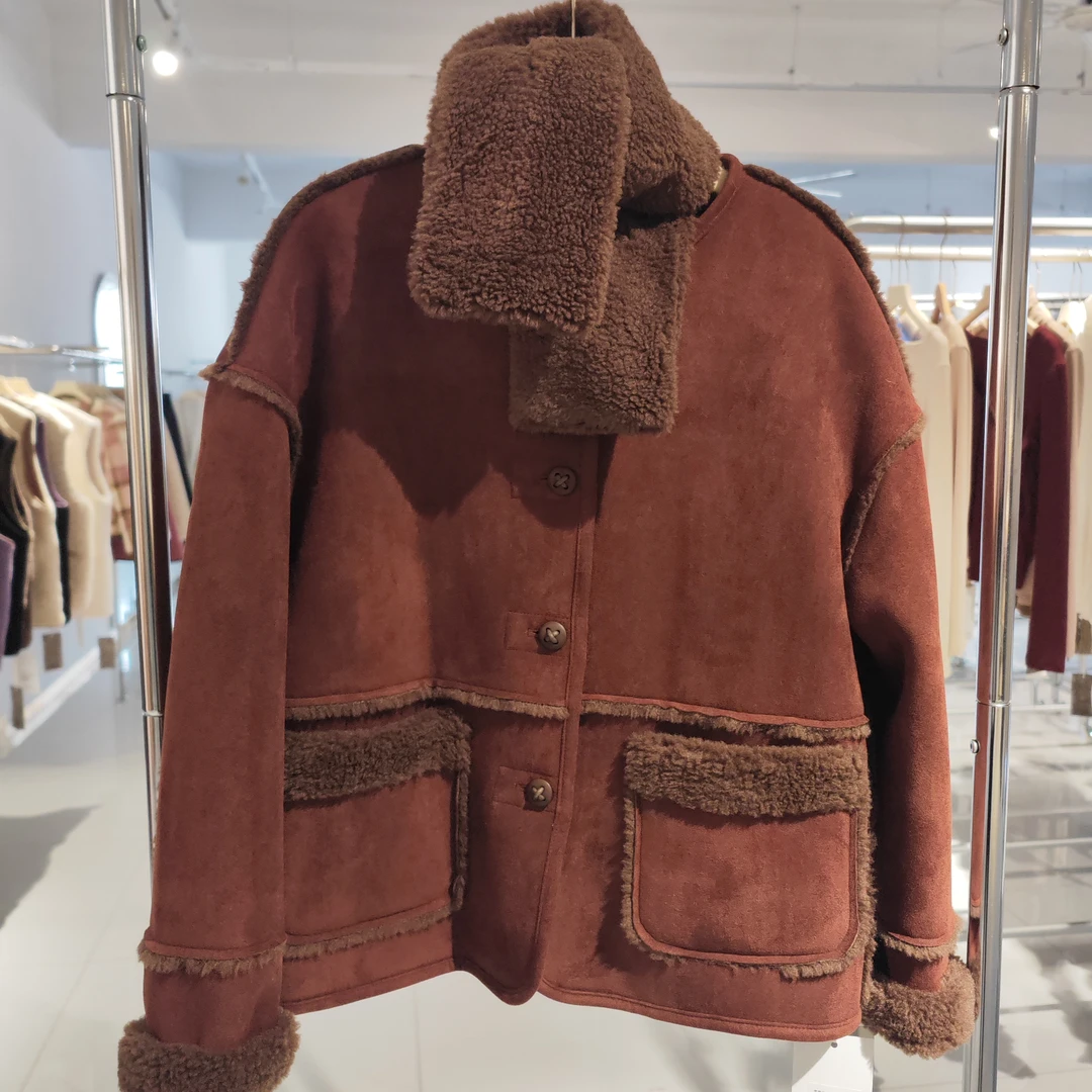 冬款加厚皮毛一体外套带围巾货号99101