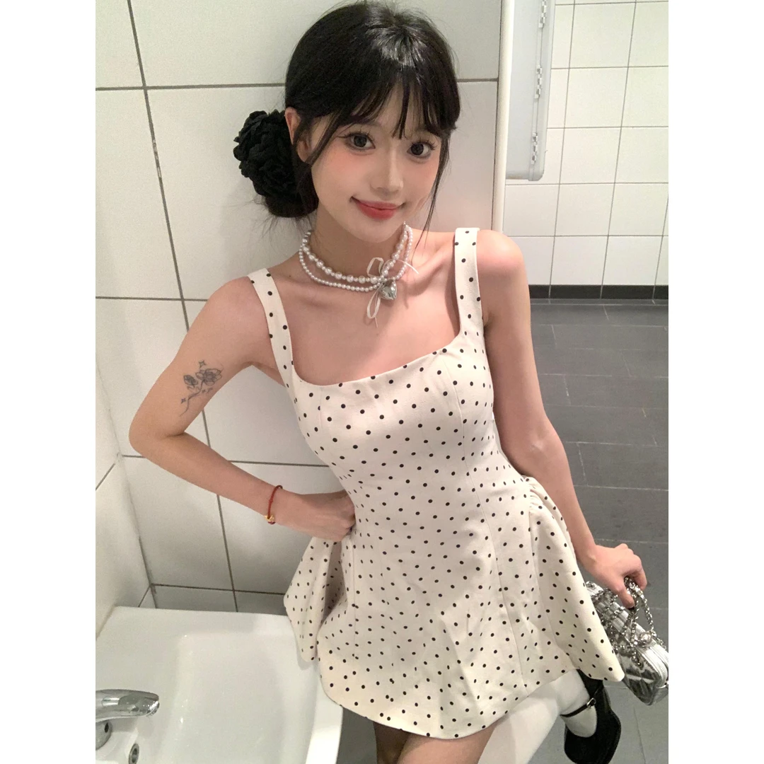 法式甜美掐腰绑带波点吊带连衣裙女春夏季气质高腰显瘦千金风短裙