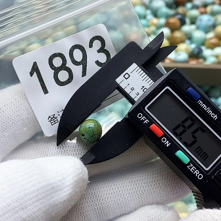 颈饰未镶嵌南红玛瑙