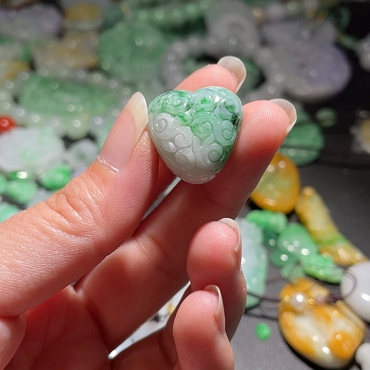 颈饰未镶嵌翡翠宁**远天